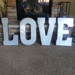 Wall decor letters "LOVE"